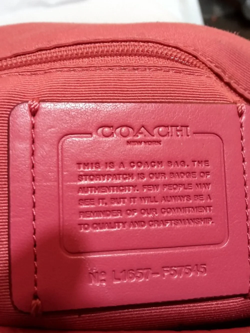 COACH LEXY Pebbled Leather Coral Rose Excellent Preowned Condition